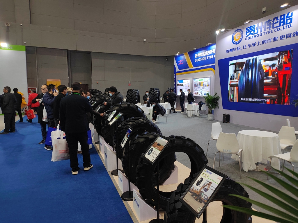 半岛官网（中国）登录入口
携多款农业机械系列轮胎惊艳亮相2023高精尖智能农机展